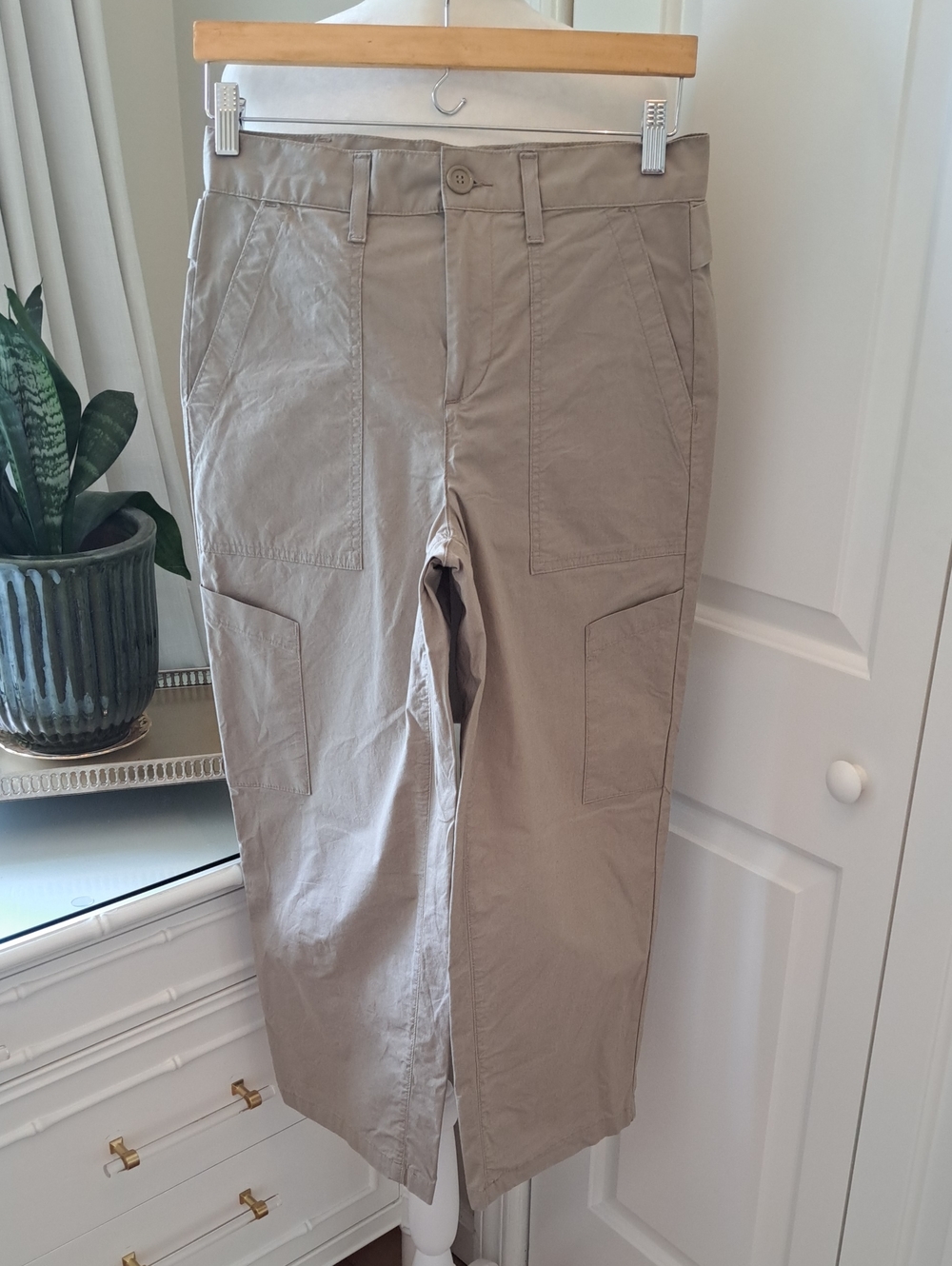 NWOT Agolde Womens Daria Lightweight Washed Khaki Preppy Utility Crop Pants 25